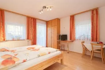 Hostel Lug Ins Land