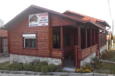 Pensjonat Vyara Guest House