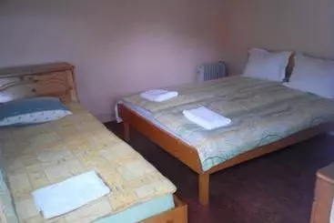 پانسیون Vyara Guest House