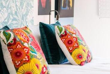 Pension Skyview Manor