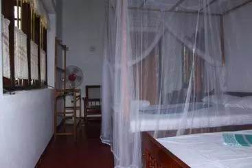 Pensió Abberny Villa