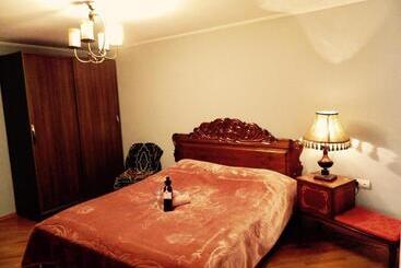 پانسیون Erik's Guest House