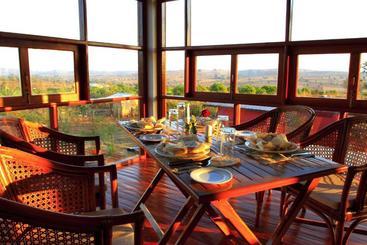 هتل Pindaya Farm House