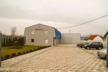 پانسیون Guest House Royal Ii