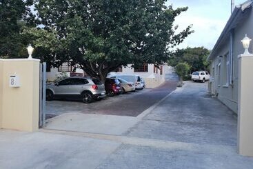 펜션 6 On Kloof Guest House