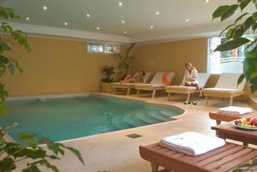 هتل آپارتمان Pillmayken Apart&spa Mar De Las Pampas