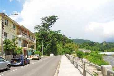 پانسیون Narakiel S Inn