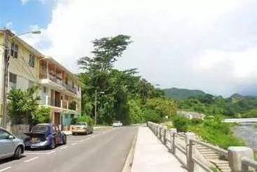 پانسیون Narakiel S Inn