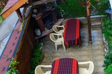 Pensão Topuzovi Guest House