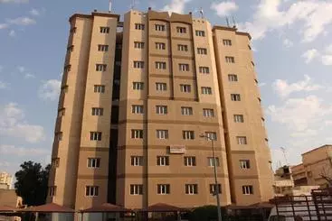 Flora Park  Apartment