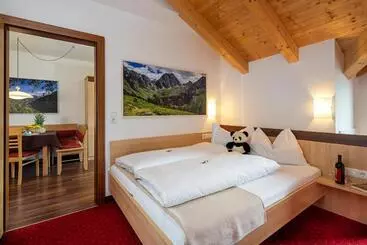 Apart Hotel Aurora Fiss