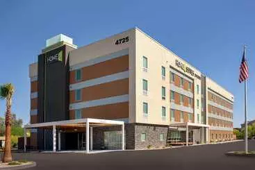 هتل Home2 Suites By Hilton Phoenix Airport South