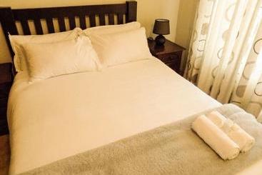 酒店 Mavuna Guest Lodge & Conference Centre