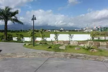 Sunlax B&b