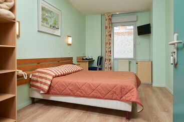 تختخواب و صبحانه Chambres D'hotes Du Colvert