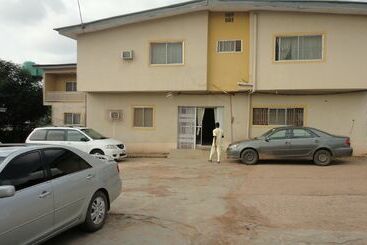 هتل Phoenix Suites And Inn