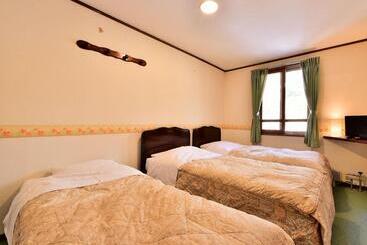 Otel Kurumayama Kogen Guesthouse Urara