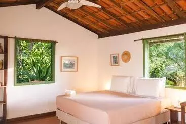 Hotel Pousada Santa Clara