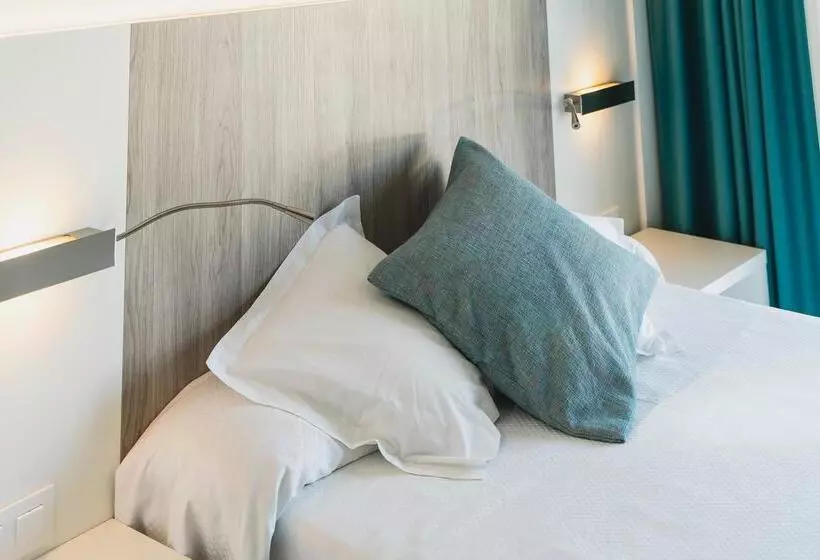 Hotel Amic Miraflores