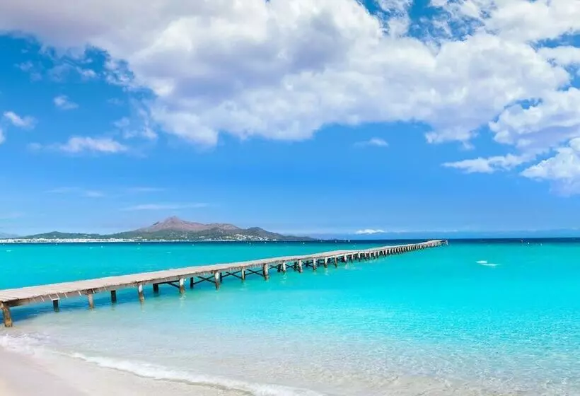 ホテル Bq Sarah Adults Only