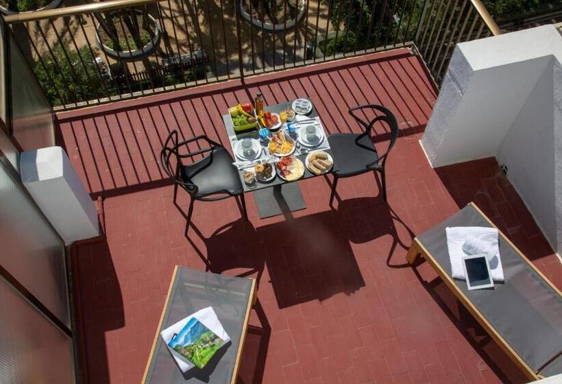 בית מלון כפרי Casual Pop Art Benidorm