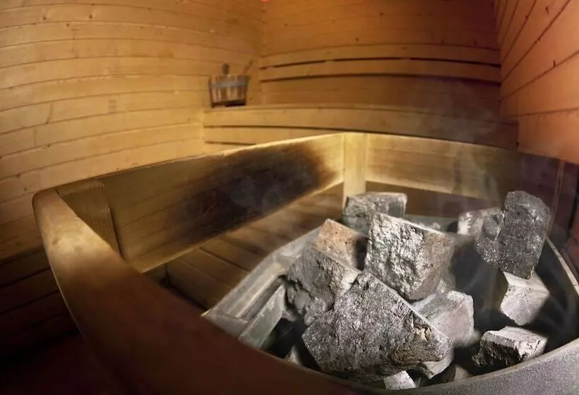 Отель Cm Castell De Mar