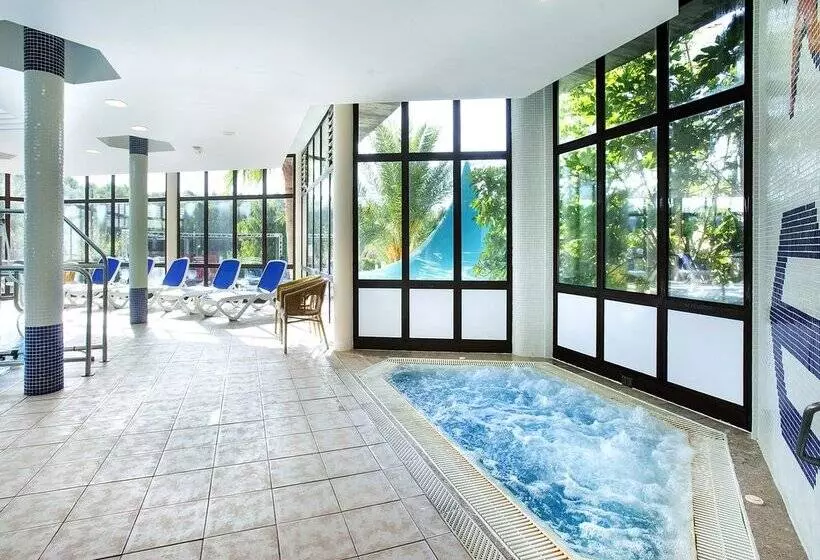 Отель Exagon Park