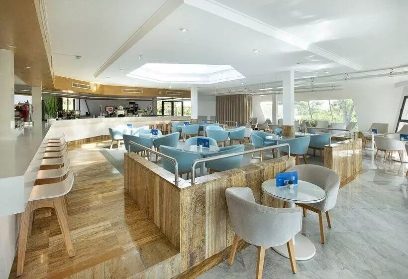 Отель Exagon Park