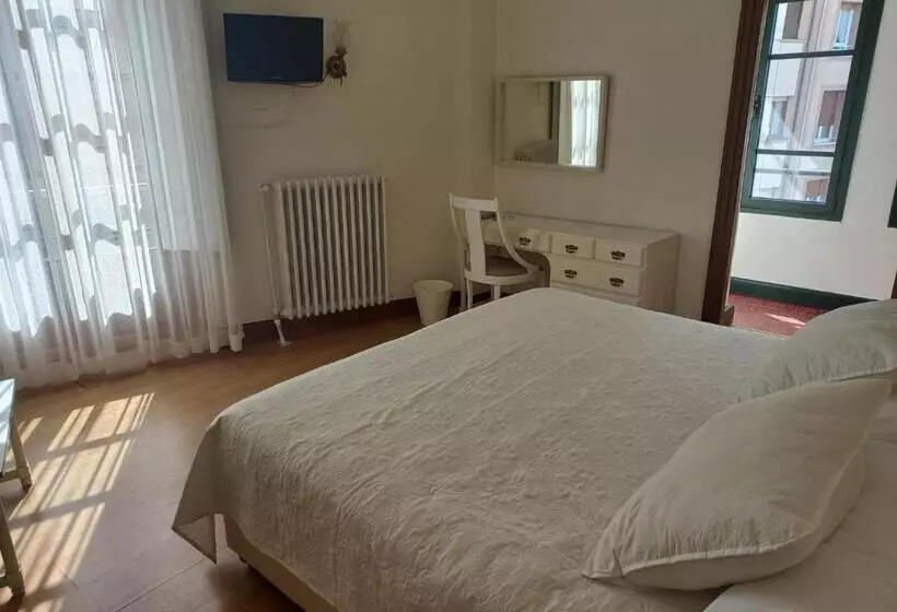 בית מלון כפרי Marina