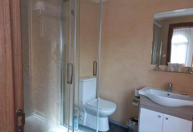 בית מלון כפרי Marina