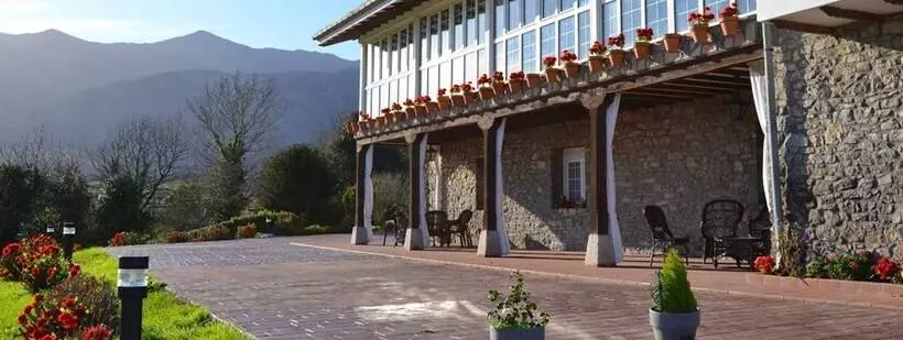 Отель Los Caspios