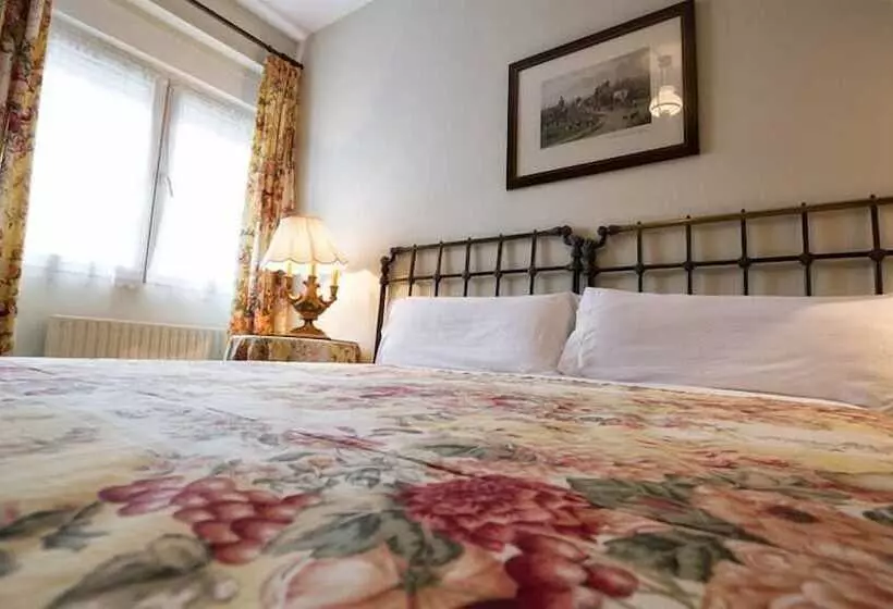 Отель Los Caspios