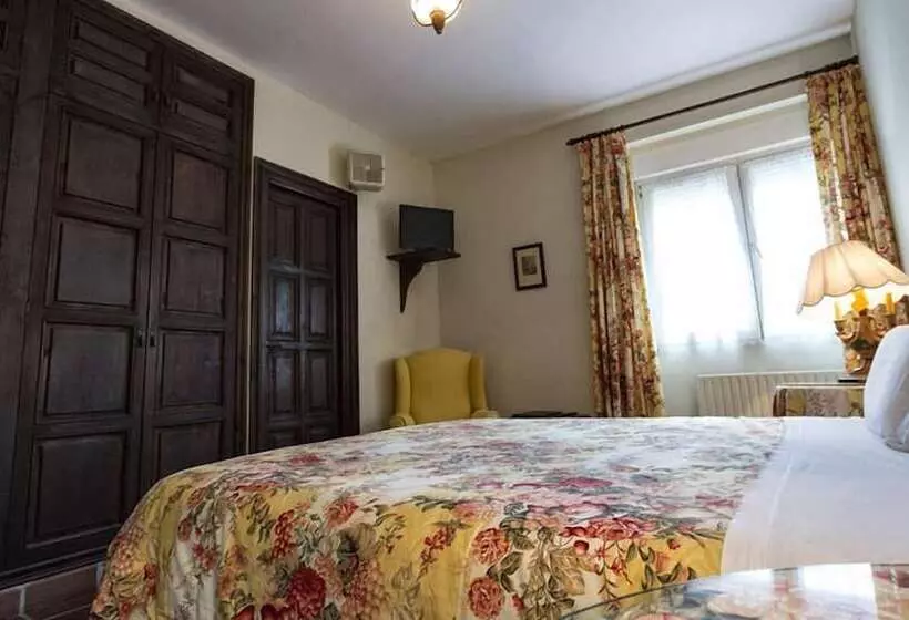 Отель Los Caspios