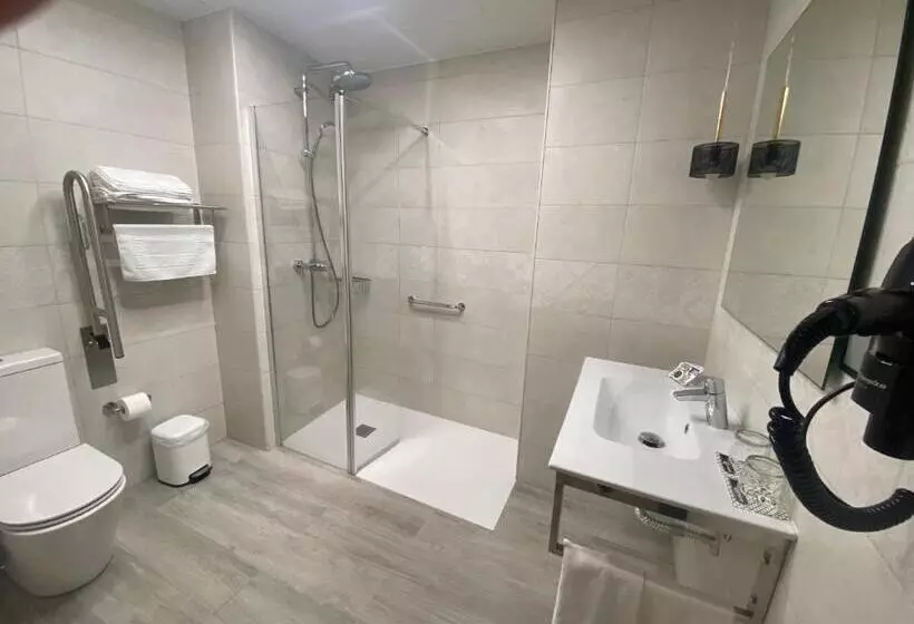 فندق Lusitania, Centro Ciudad, Parking Privado