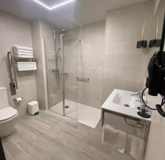 فندق Lusitania, Centro Ciudad, Parking Privado