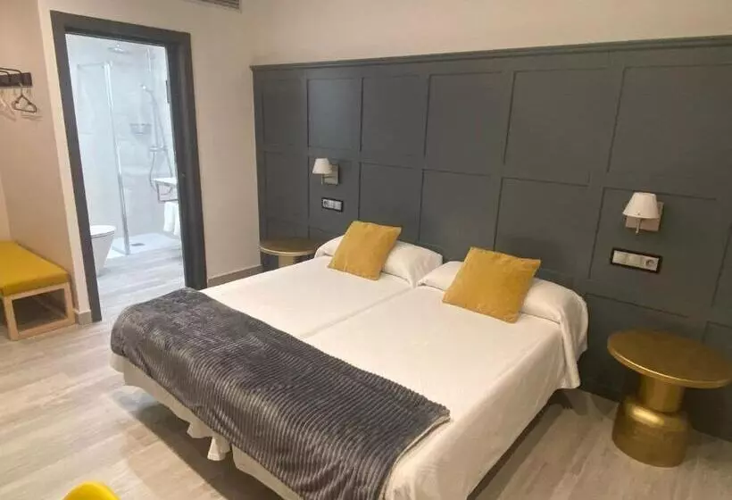 فندق Lusitania, Centro Ciudad, Parking Privado