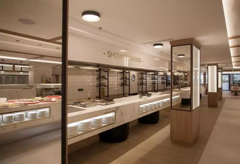 호텔 Presidente 4 Sup