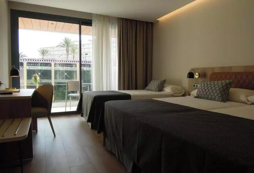 호텔 Presidente 4 Sup