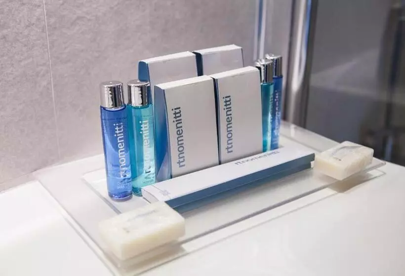 호텔 Presidente 4 Sup