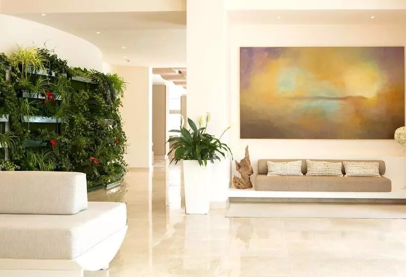 Отель Sabina Playa