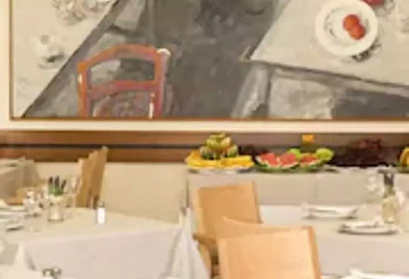 Отель Sabina Playa