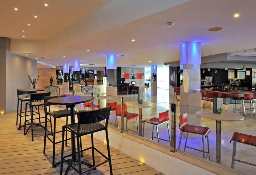 בית מלון כפרי Sol Barbados