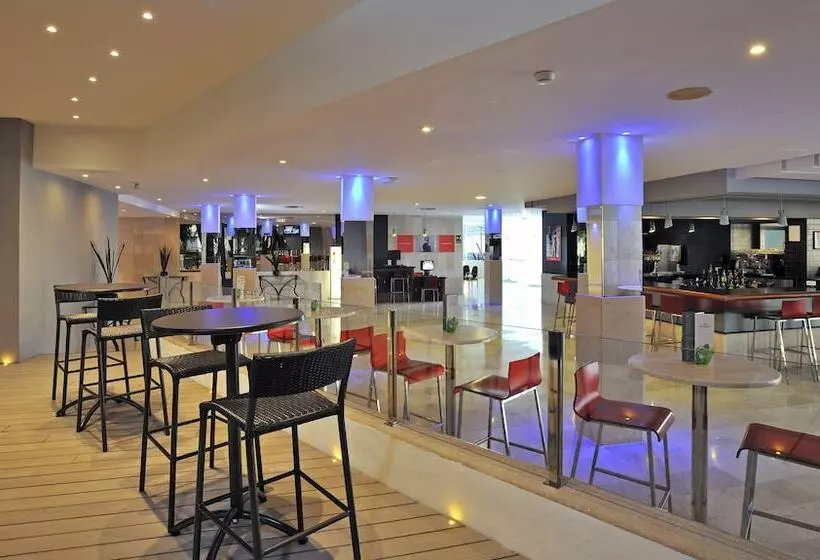 בית מלון כפרי Sol Barbados