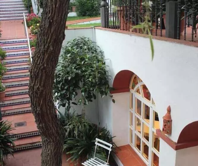 Отель Varinia Serena Balneario De Alange