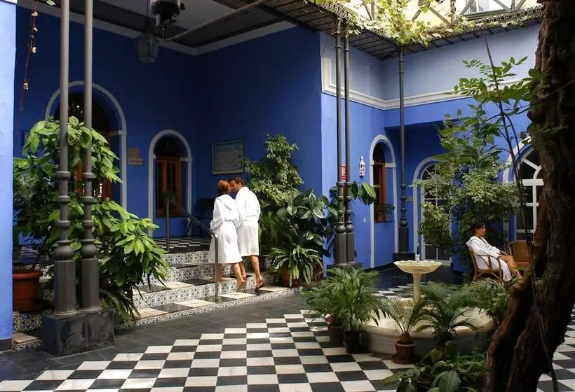 Отель Varinia Serena Balneario De Alange