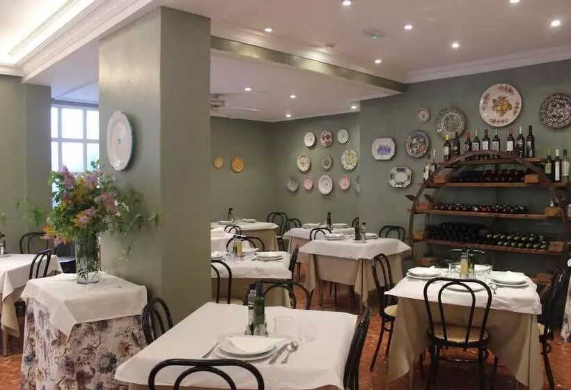 Отель Varinia Serena Balneario De Alange