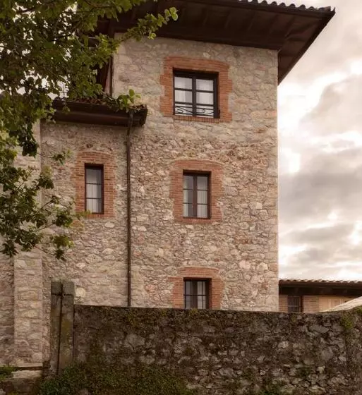 فندق Villa Miramar