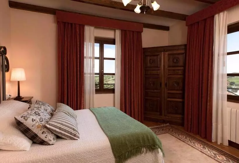 فندق Villa Miramar