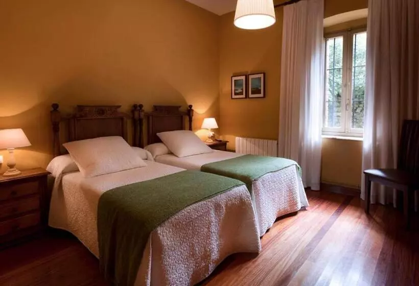 فندق Villa Miramar