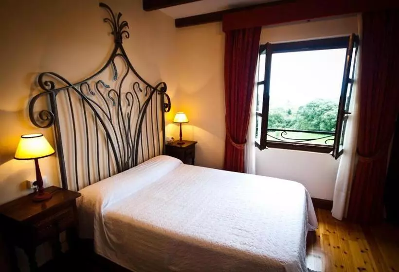 فندق Villa Miramar